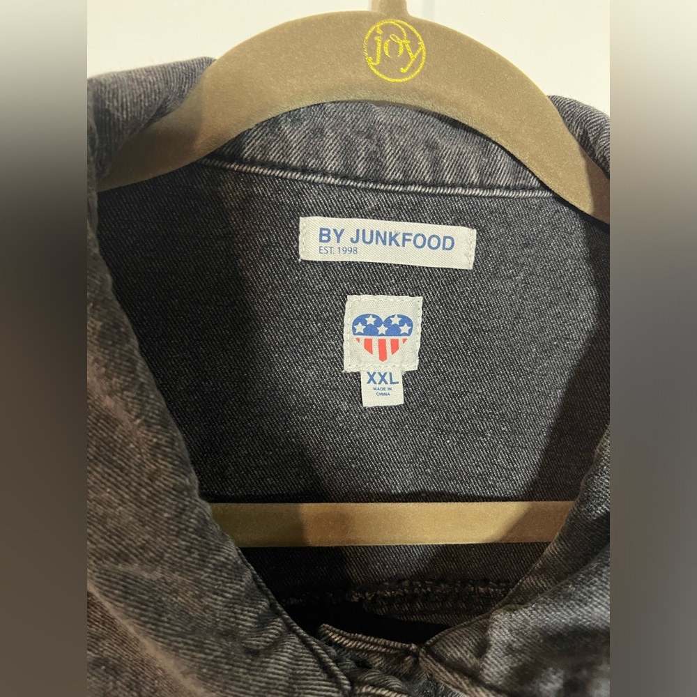 NWOT Def Leppard Faded Black Junkfood Jean Patch Long Sleeve Jacket Buttons XXL - Picture 15 of 15